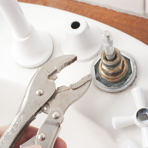 How to install a new faucet – Plumbing can be difficult